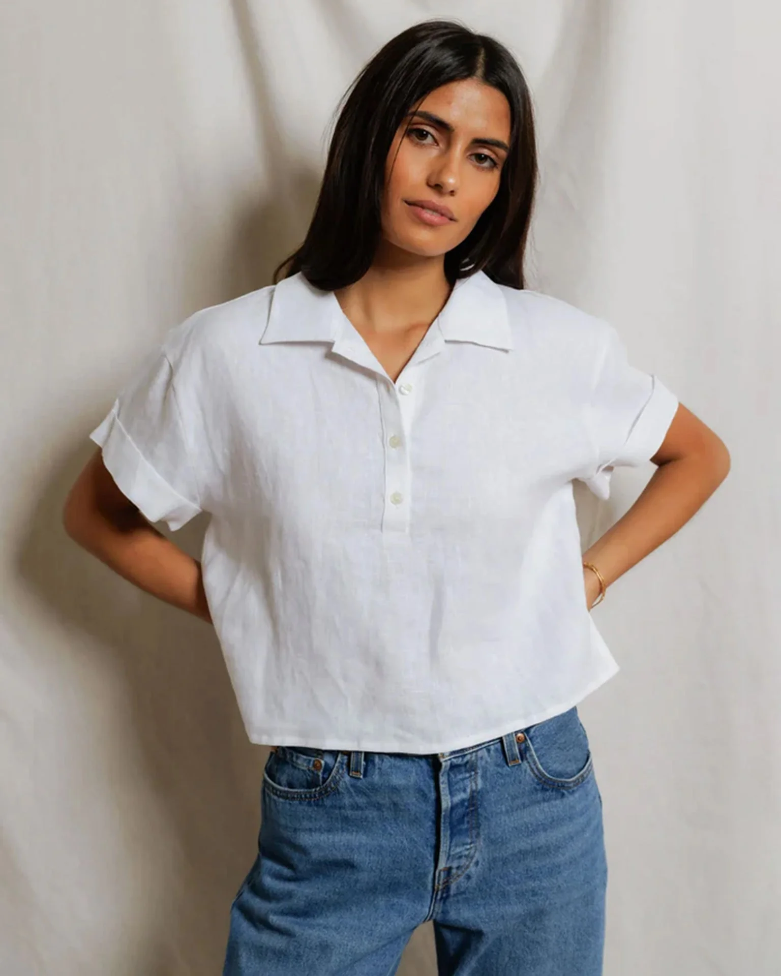 Tabitha - Linen 1/4 Button Down Collared Tee in White