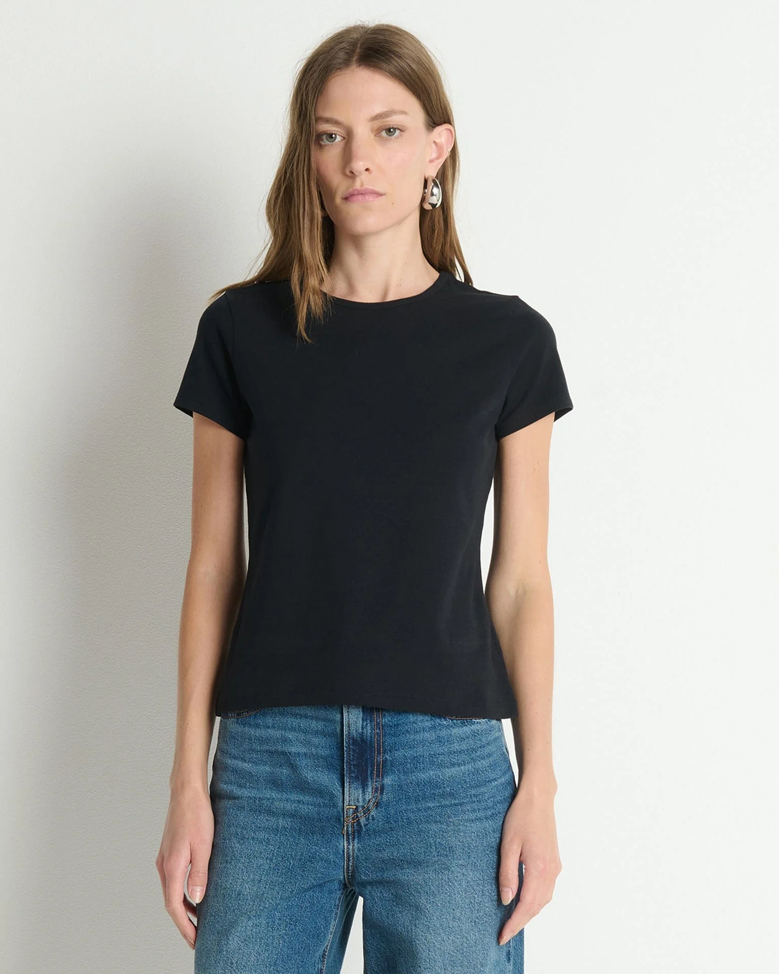 Tavi Crew Neck Tee in Jet Black