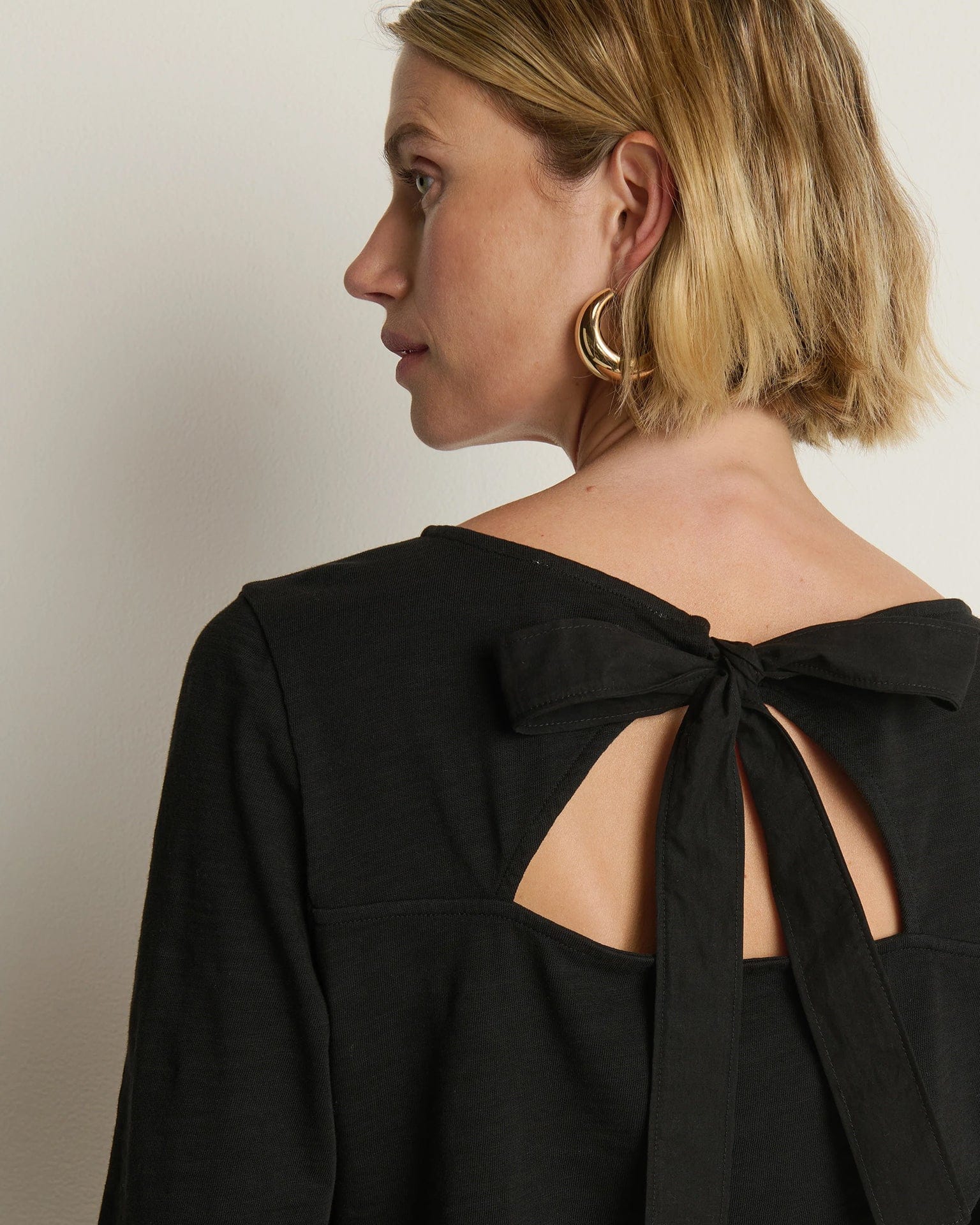 Tavin Tie Back Top in Jet Black - Image 2
