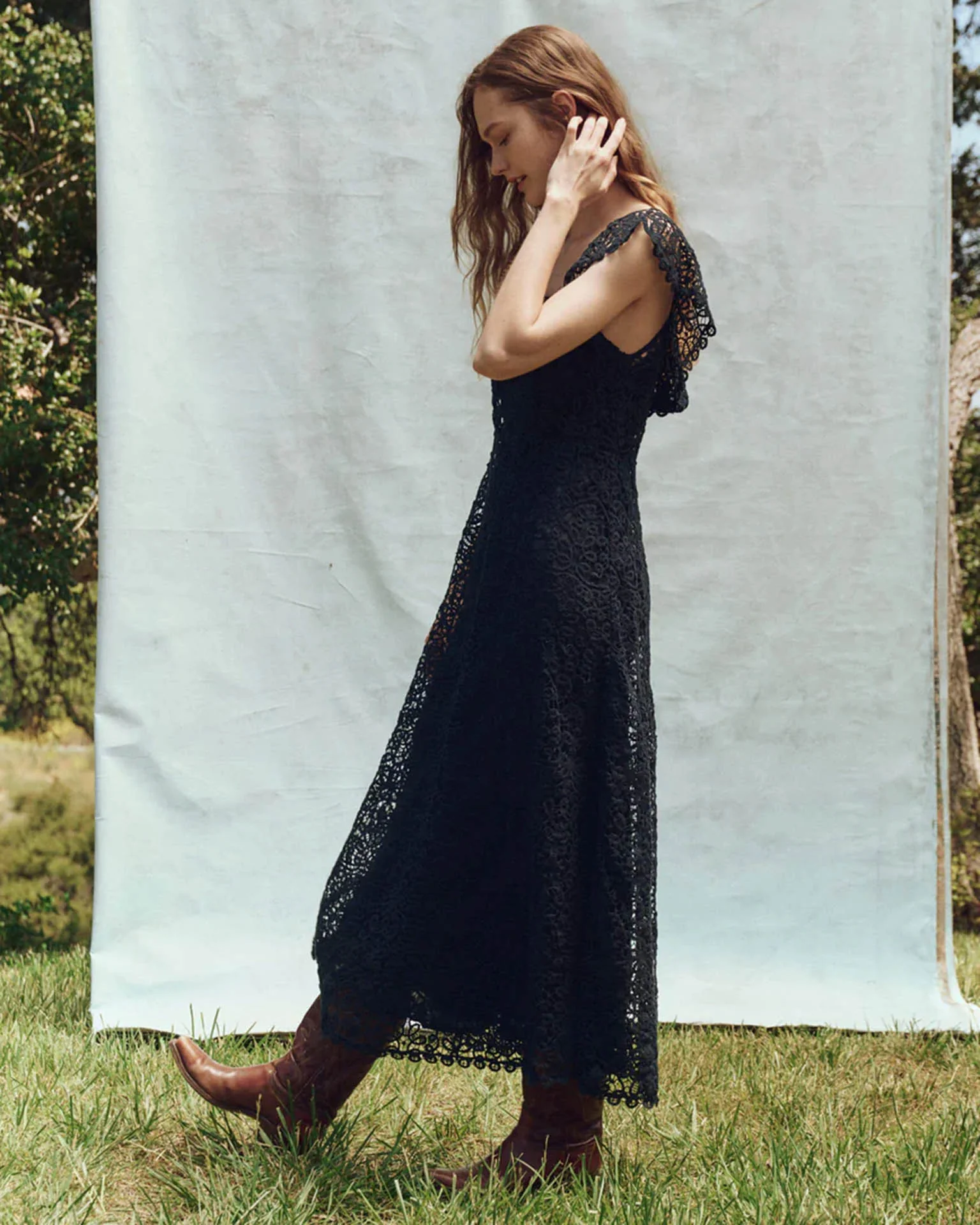 The Balcony Dress in Navy - Image 3