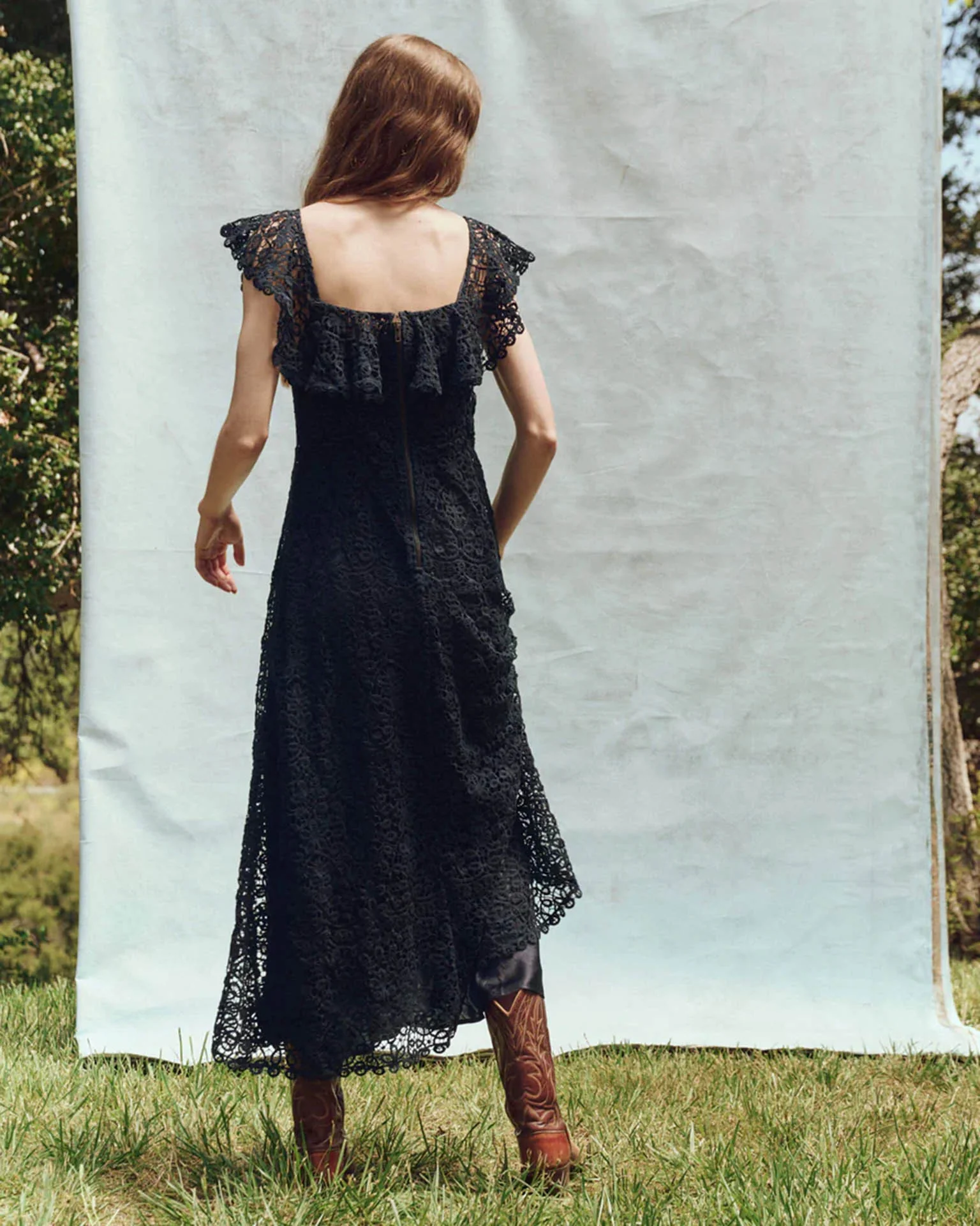 The Balcony Dress in Navy - Image 4