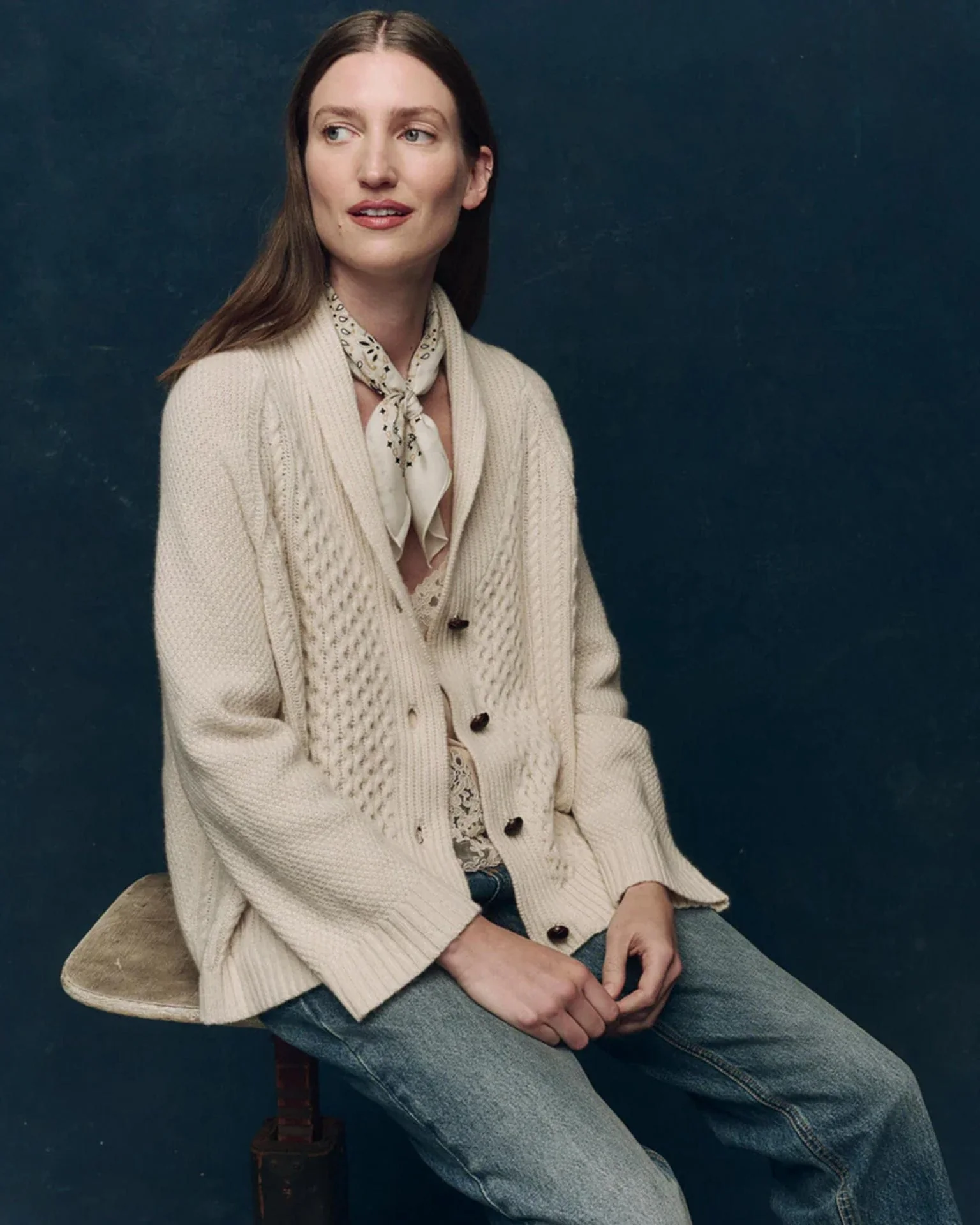 The Cashmere Cable Lodge Cardigan in Cream - Image 3