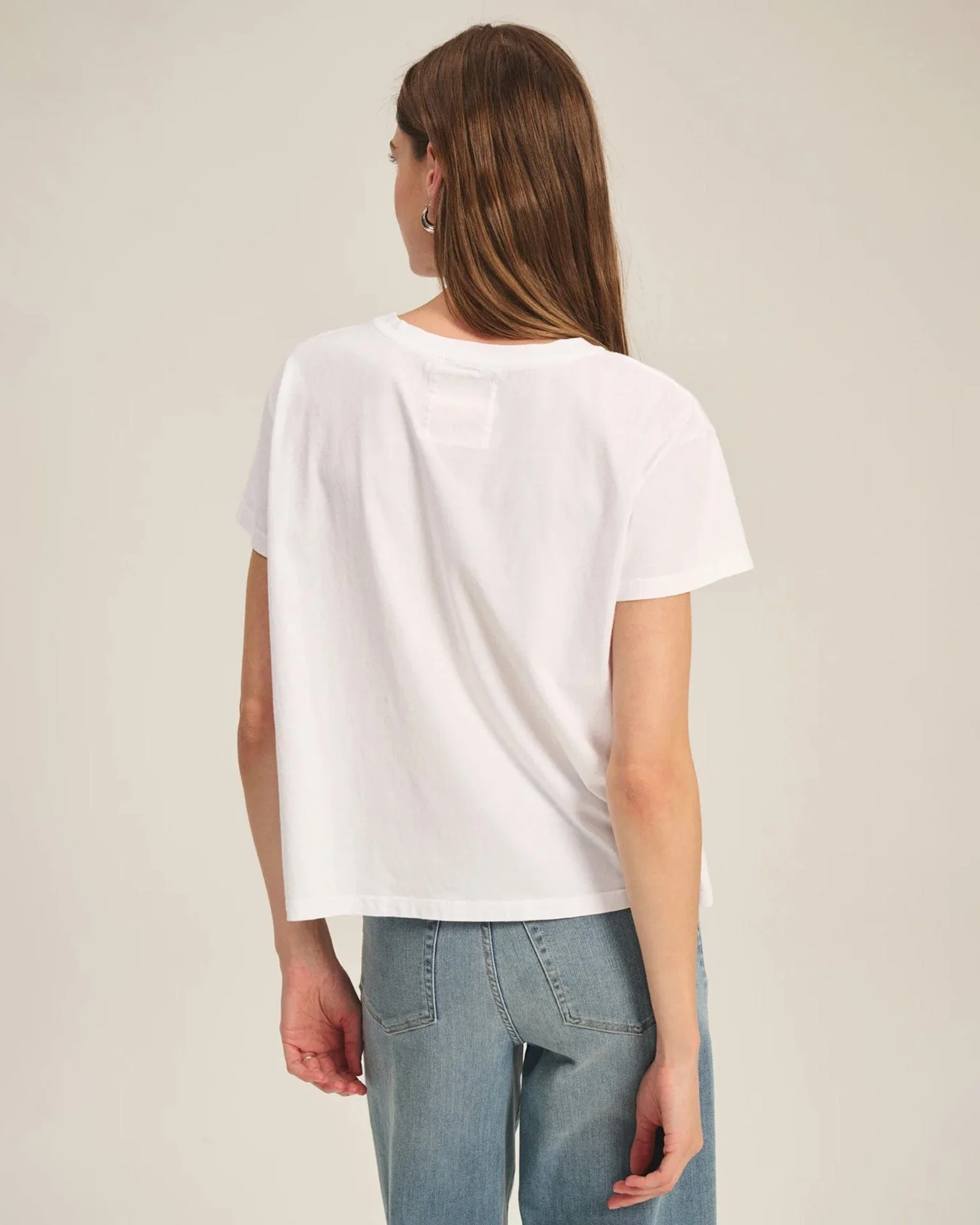 Tia Short Sleeve Crew Neck Top in White - Image 4