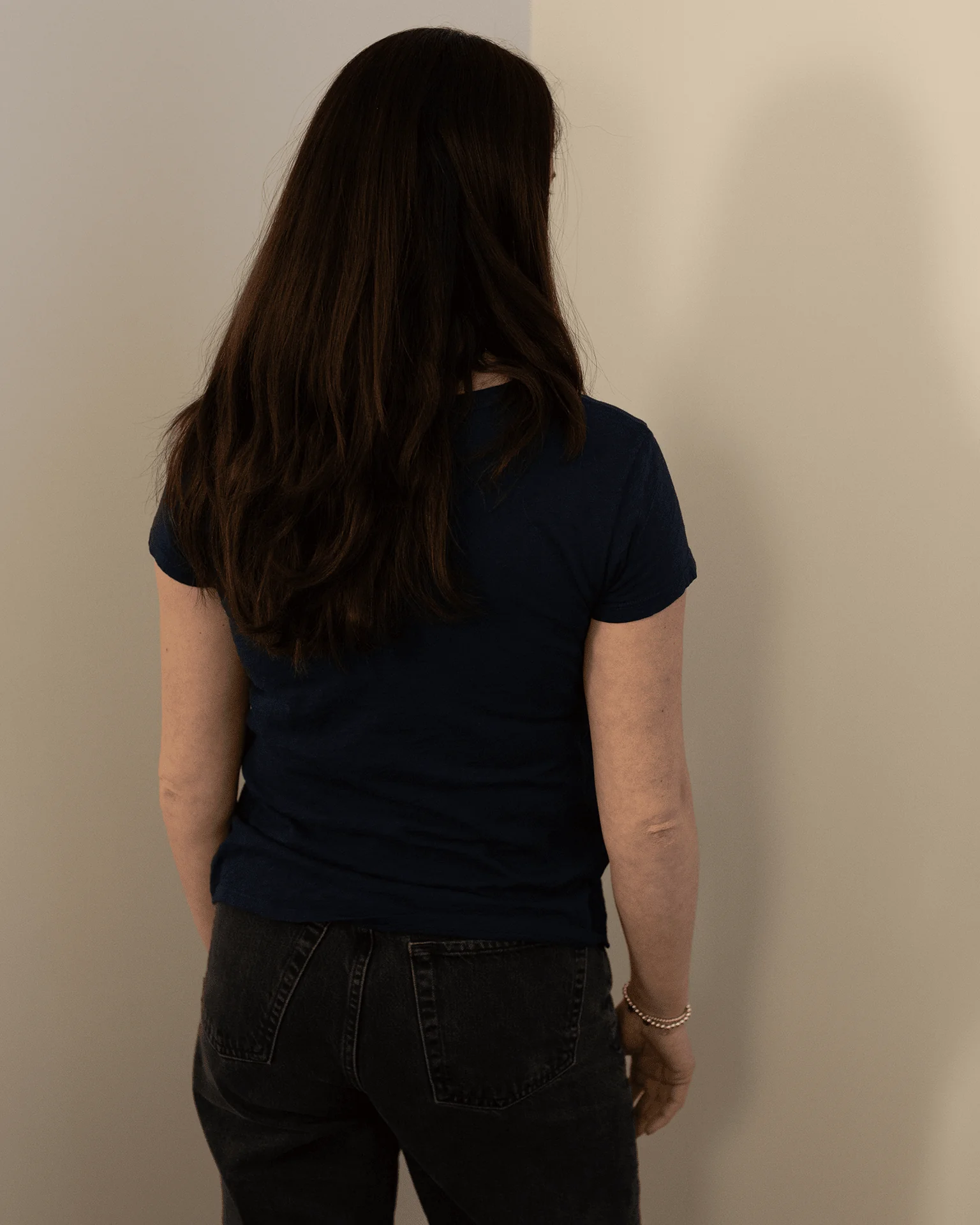 Tilly Short Sleeve Crew Neck Top in Midnight - Image 3