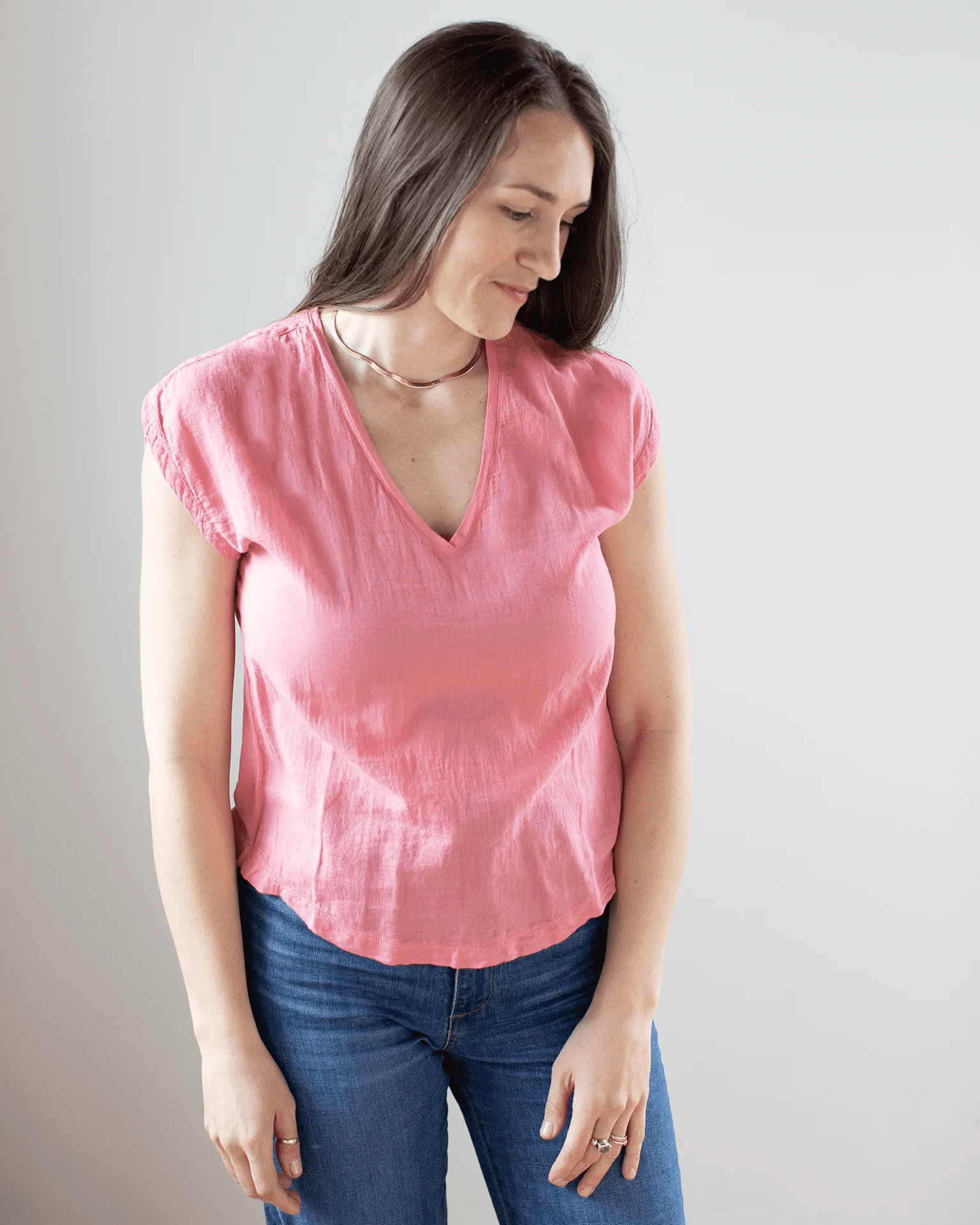 Tomari V Neck Sleeveless Top in Hibiscus