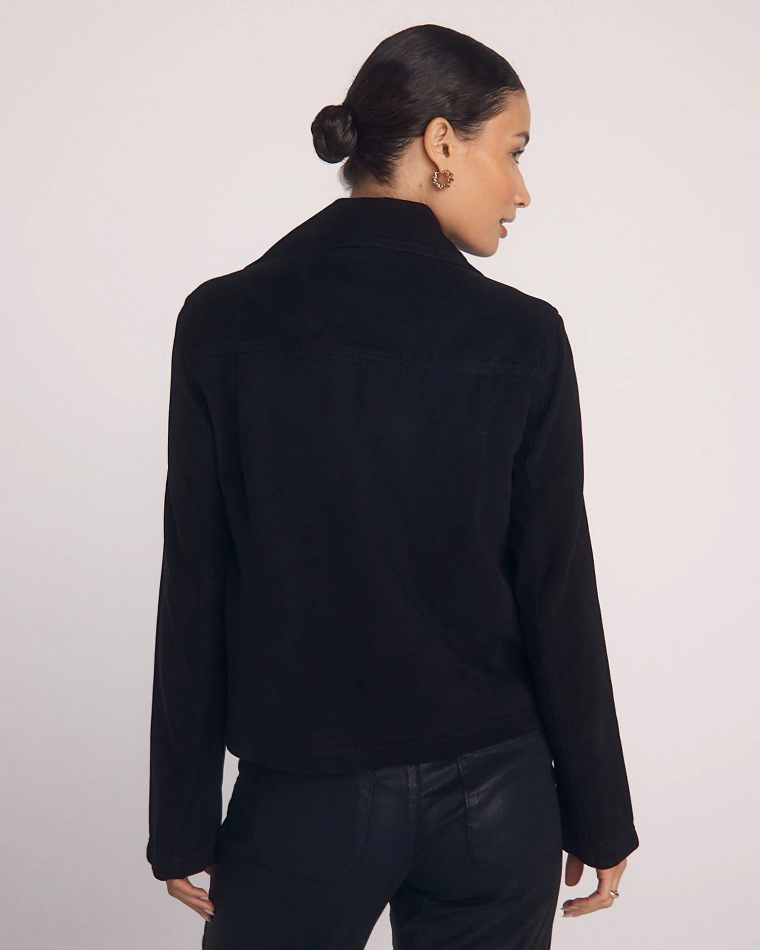 Utility Crop Trench in Black - Image 3