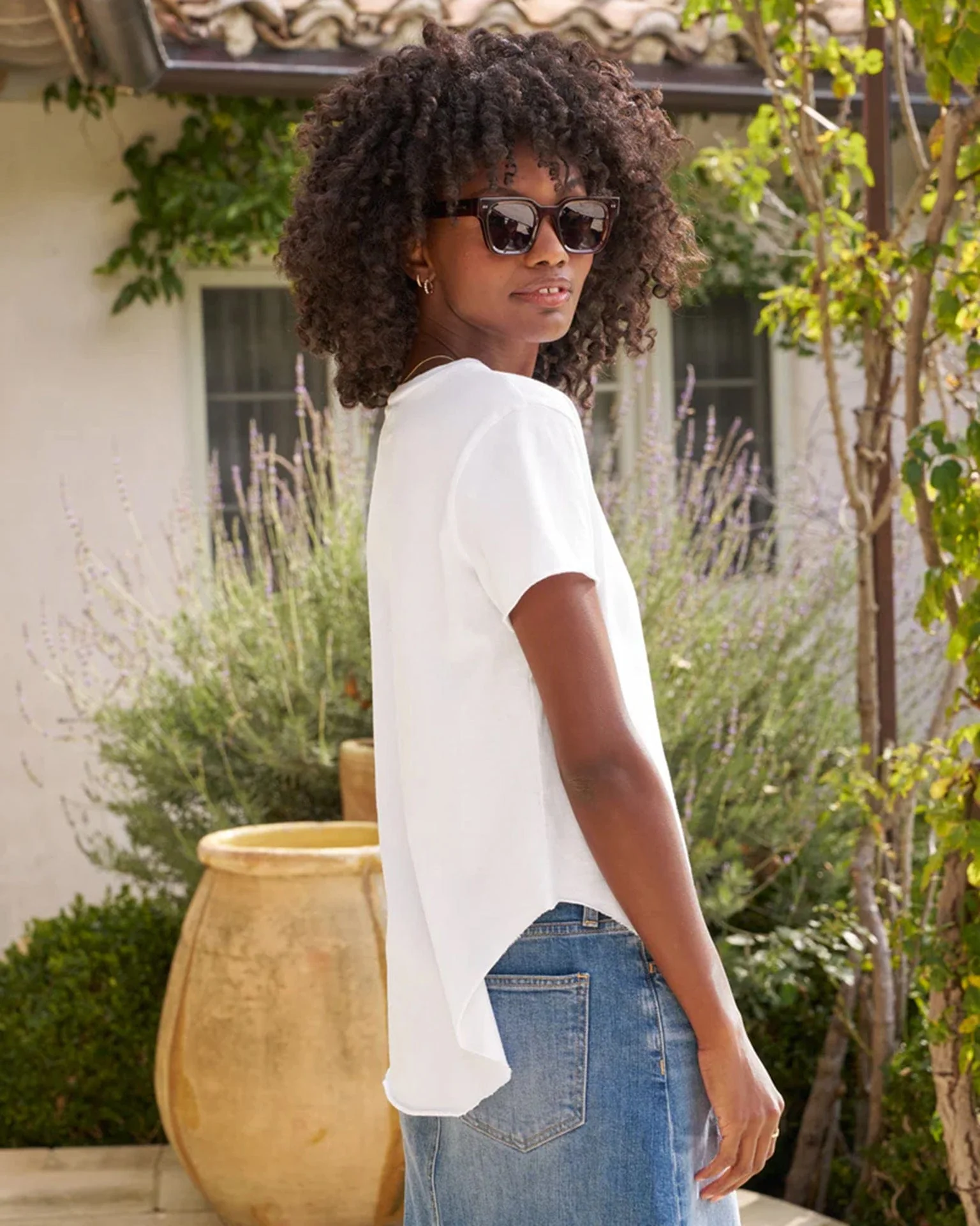 Theo Tee in White - Image 2