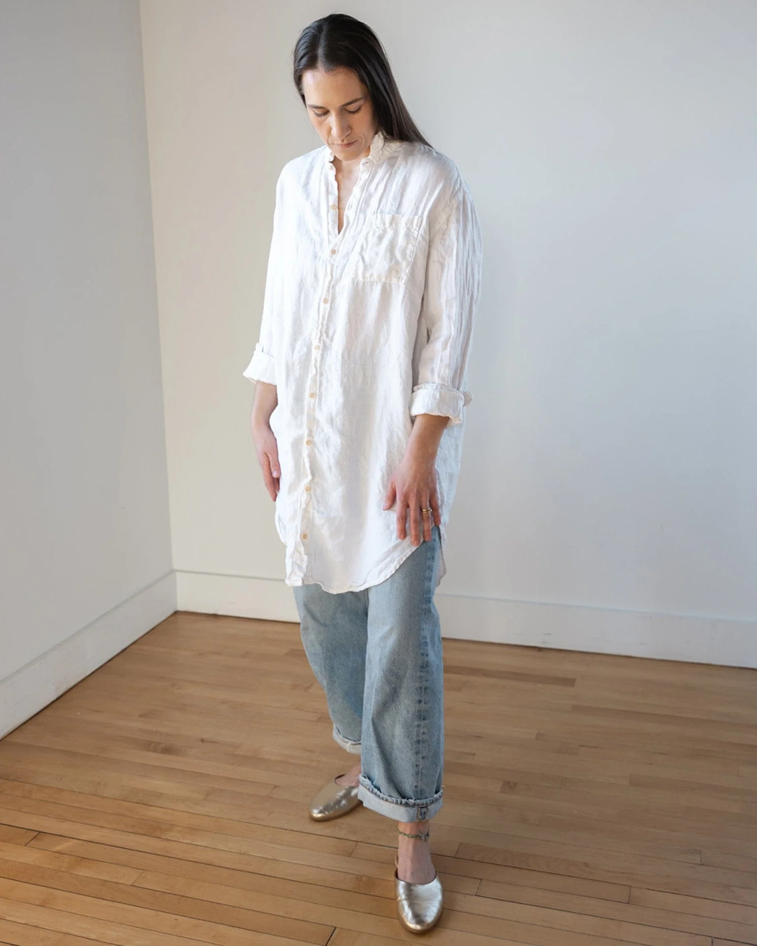 Yuki Shirtdress in White Linen Twill - Image 2